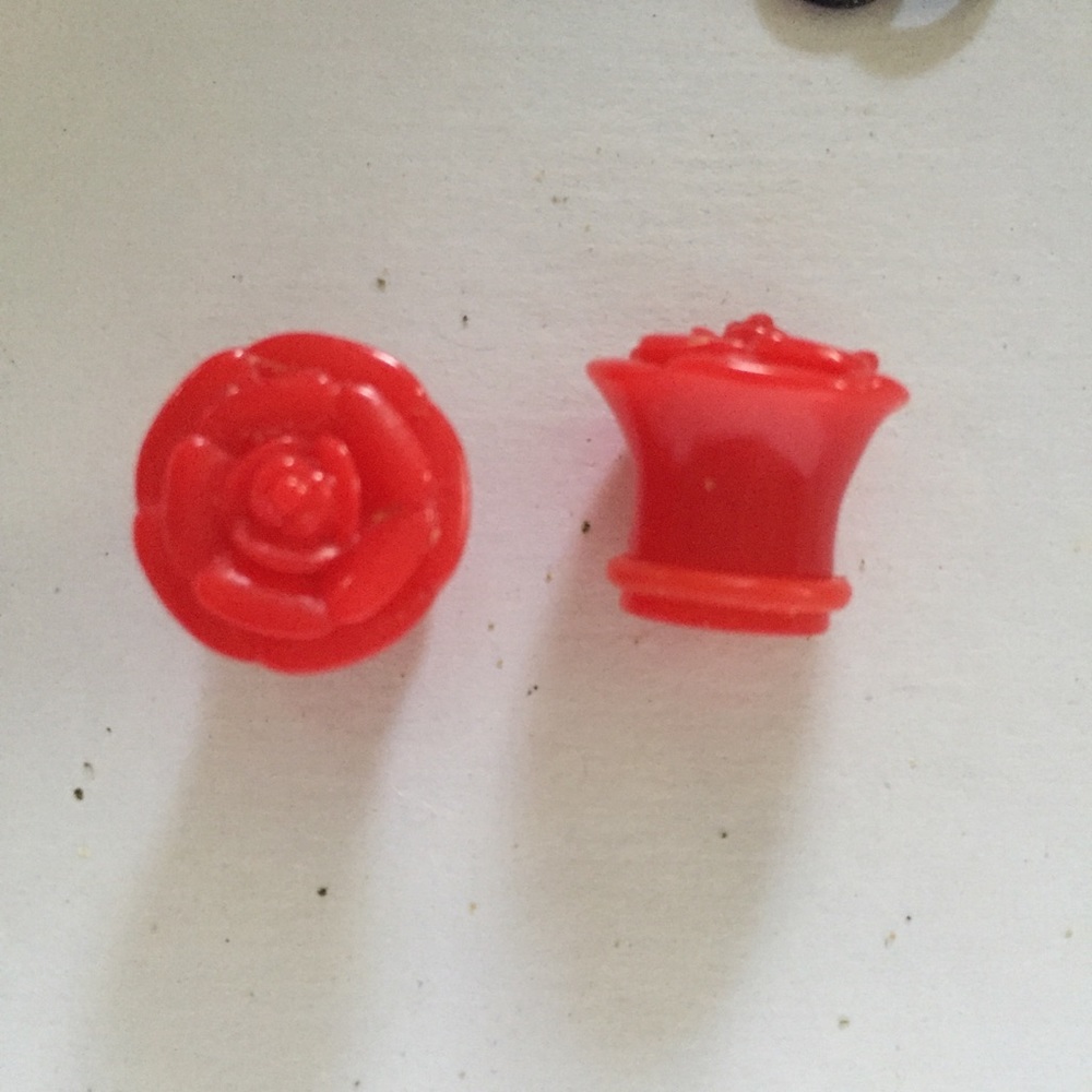 Red rose size 0 plugs